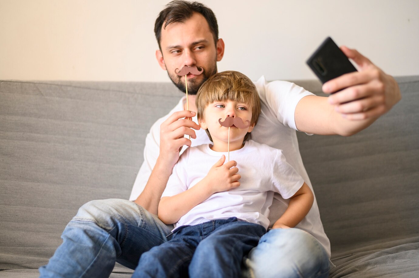 Instagram for Parenting Tips: Sharing Insights and Advice